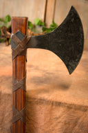 Daneaxe Ragnar met runen, type M, semi-scherp