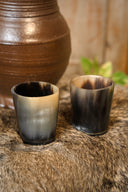 Set van 2 hoornen shotglazen, 300-500 ml