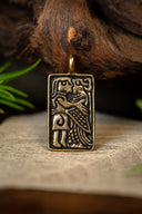 6e eeuws liefdesamulet, brons