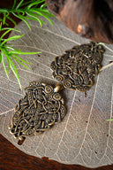 Irländsk mantelknäppning, brons