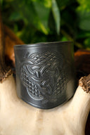 Læder armbånd med keltisk motiv, lille, sort