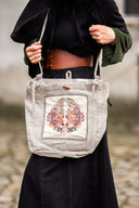 Broderet viking skuldertaske urnes med Vishegrat -motiv