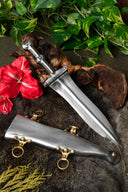 Pugio type 2, semi-scherp