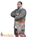 Hauberk met split, gemixt, platte ringen, ronde klinknagels 9 mm