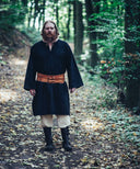 Tuniek Mainard, zwart