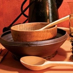 Middeleeuws bord met bestek