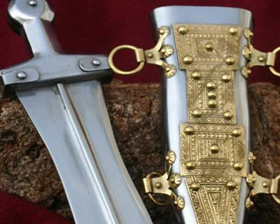 Romeinse pugio dolk met schede