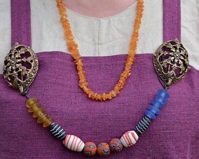 Viking schildpad broches voor op de hangeroc