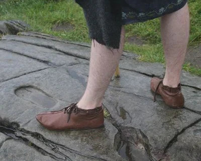 Viking schoenen voor reenactment