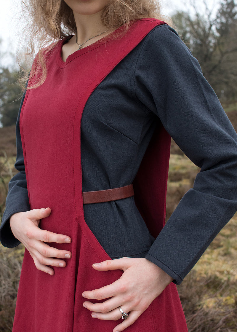 Middelalderlige surcot Isabeau, rød 