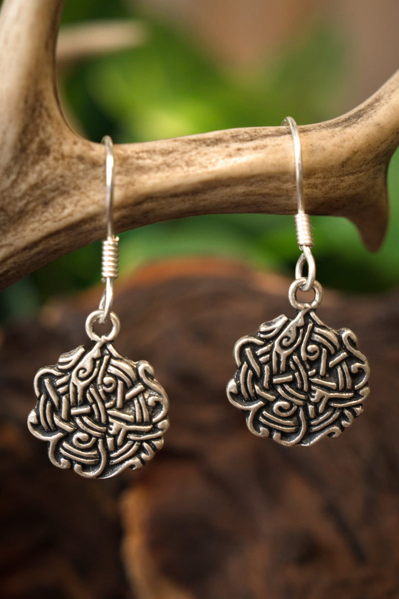 Oorbellen Vikingknoop, verzilverd brons