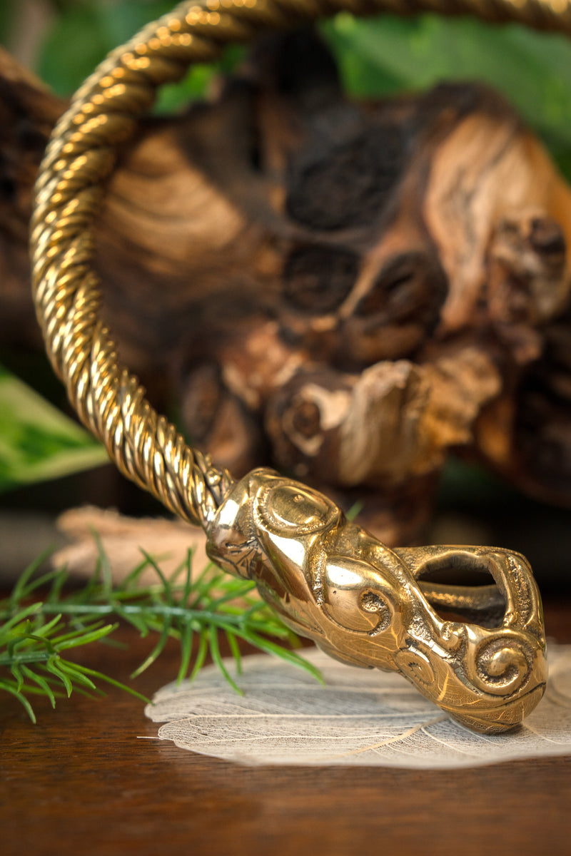 Viking torque z smokami, mosiądz 