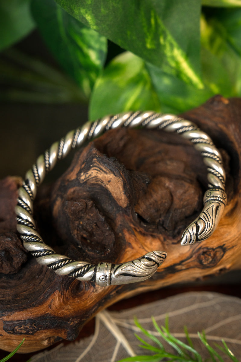 Viking brazalete de cuervo, bronce plateado 