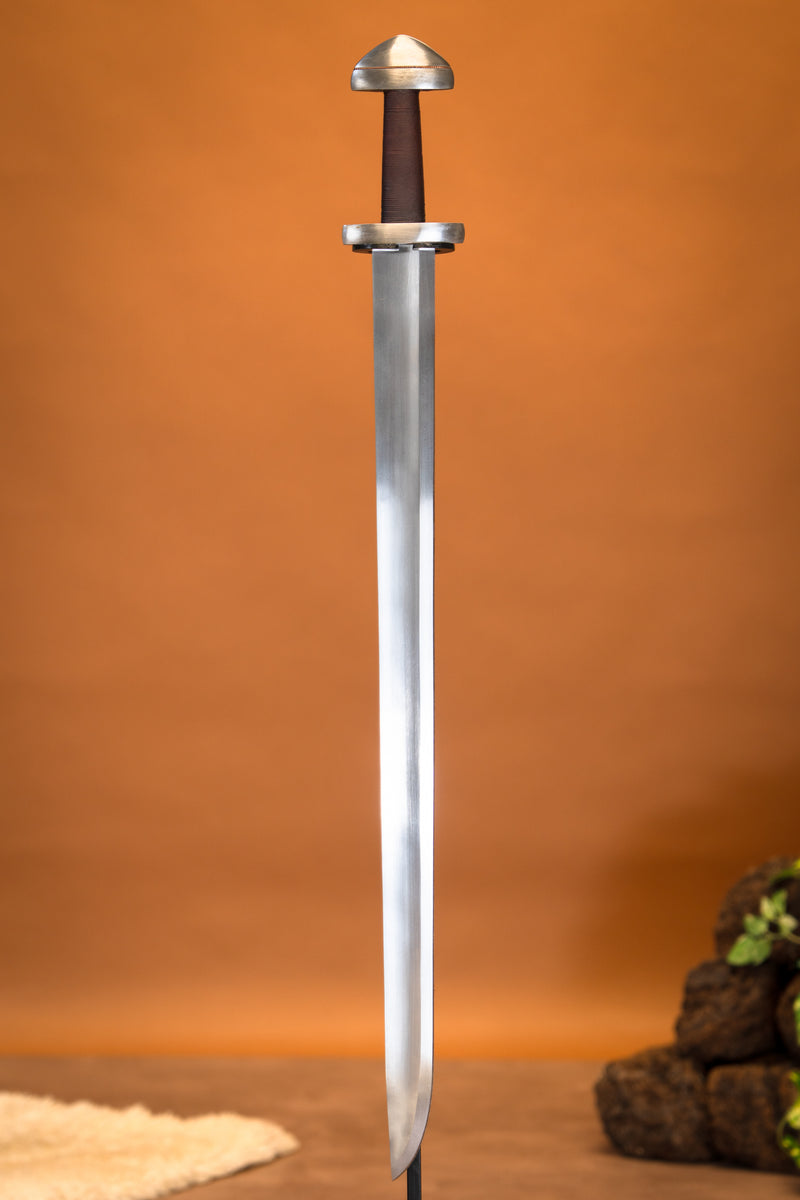 Viking zwaard type H, enkelsnijdende kling, semi-scherp