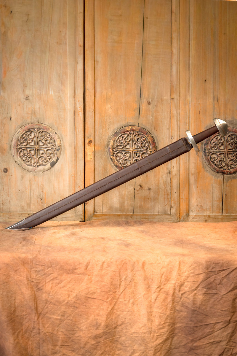 Viking zwaard type H, enkelsnijdende kling, semi-scherp