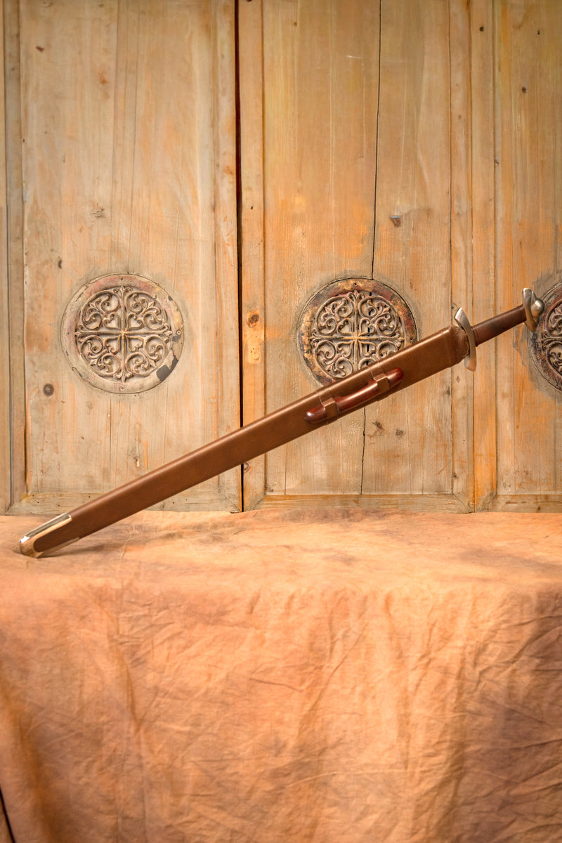 Vikingzwaard Petersen type S, drielobbig, semi-scherp