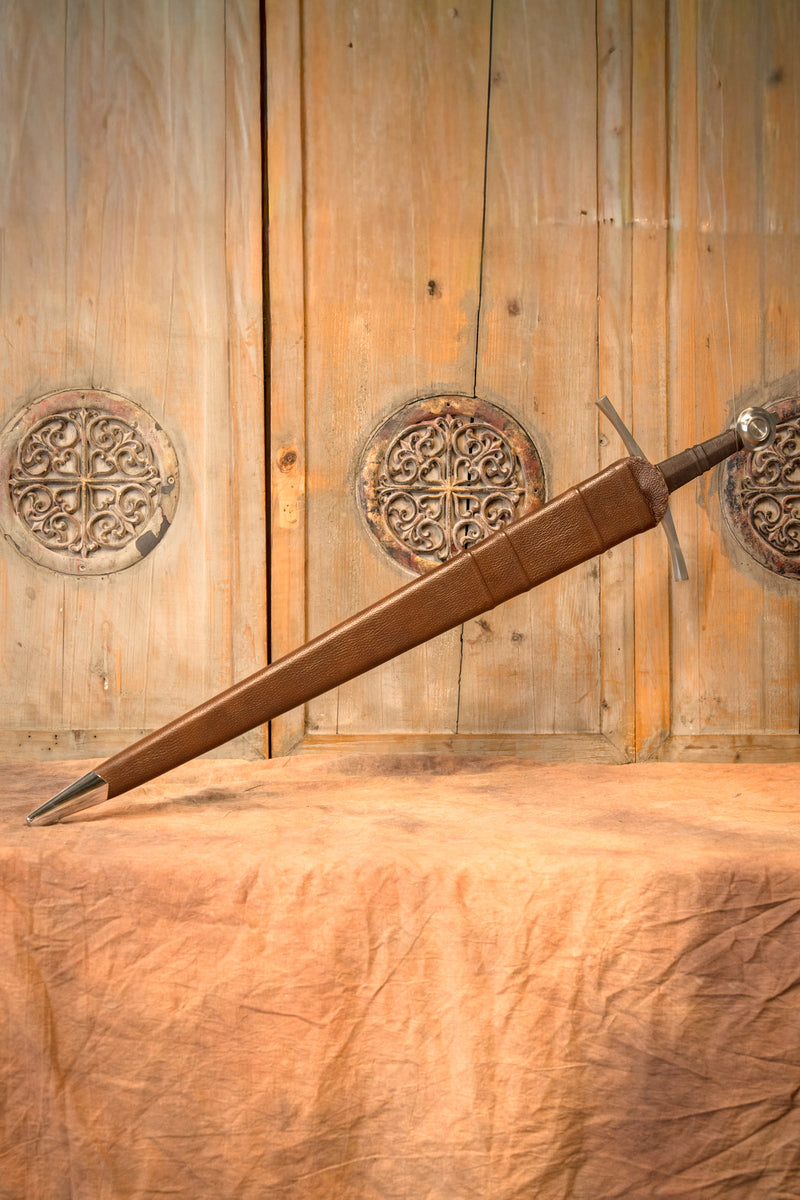 Middeleeuws zwaard Oakeshott type XIV, semi-scherp