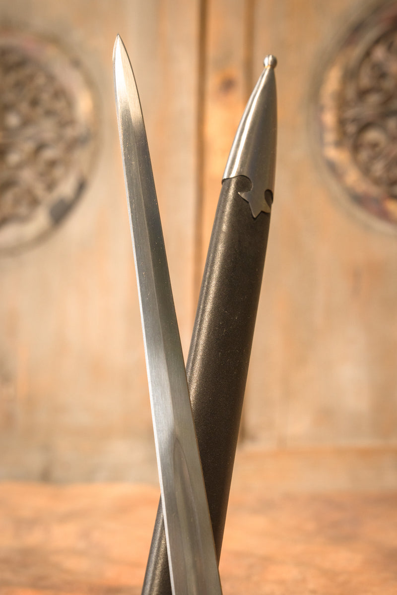 Towton bastaardzwaard, semi-scherp