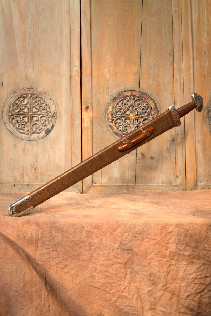 Espada vikinga tipo H, semi-afilado 