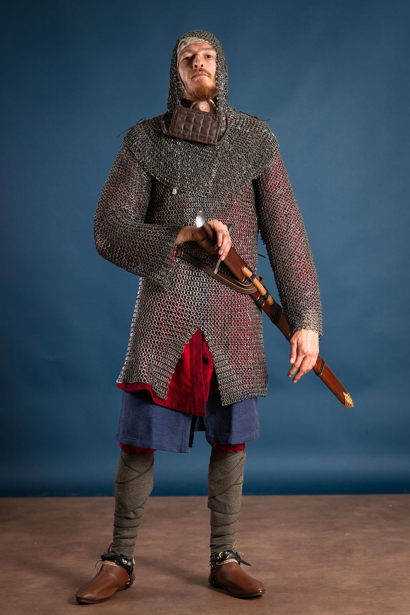 Hauberk with split, flat rings, round rivets 9 mm