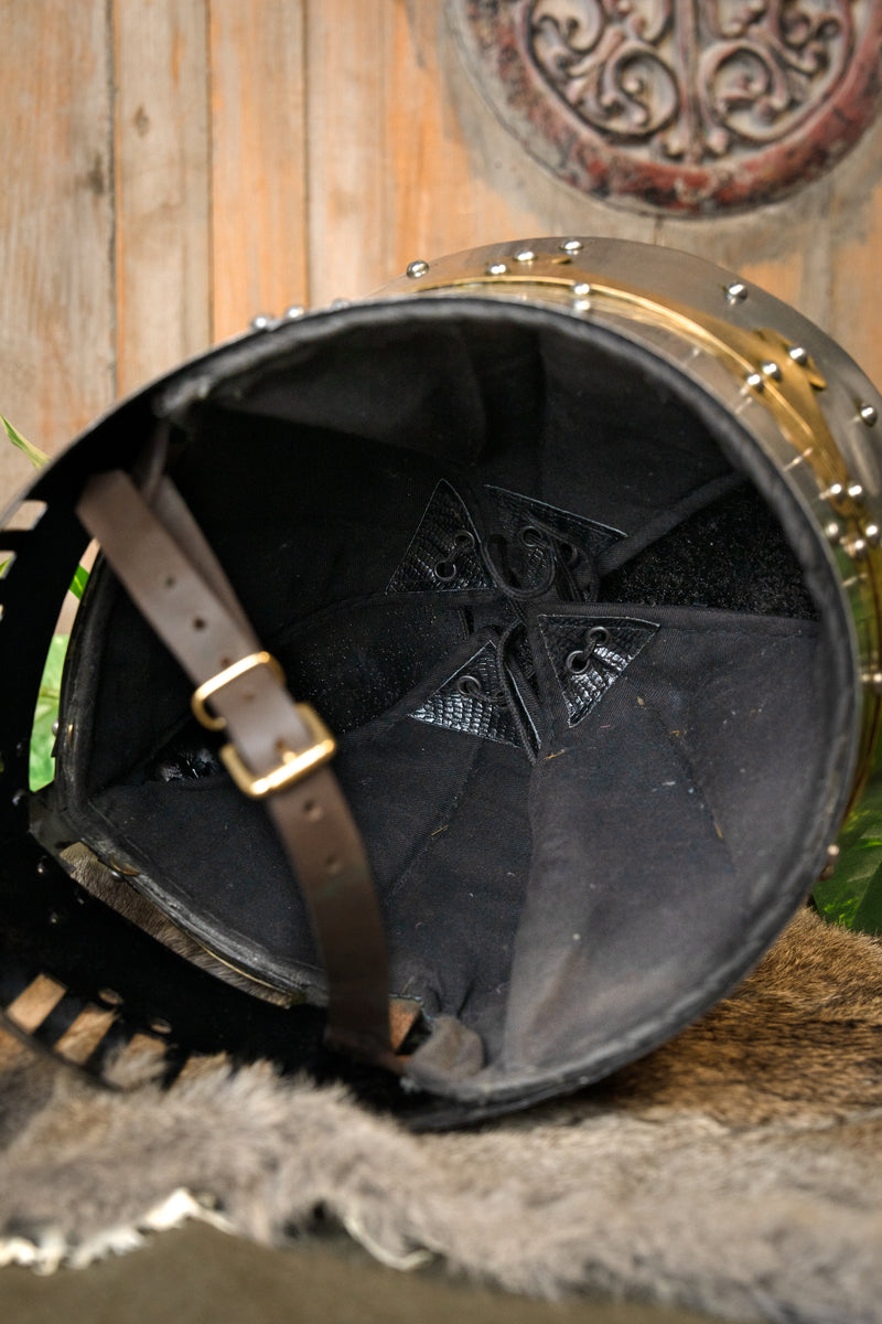 Middeleeuwse pothelm Westminster Psalter, 1-1.2 mm