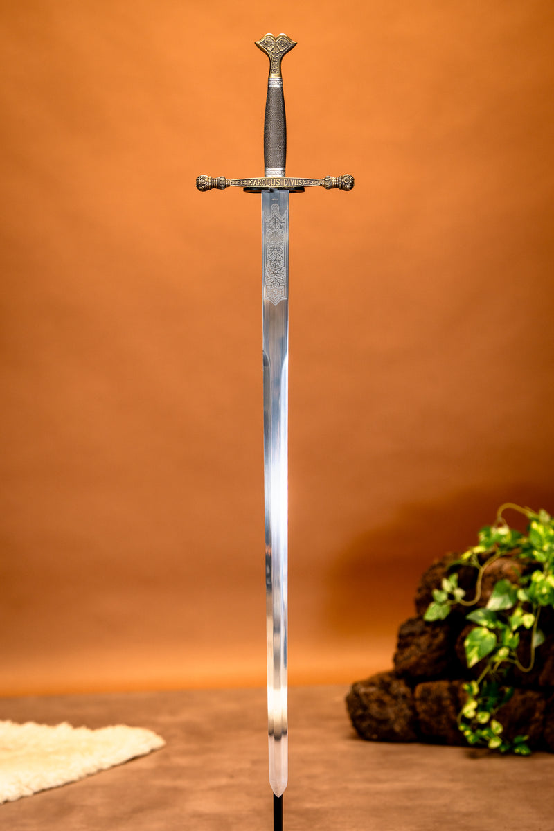 Karel de 5e zwaard, semi-scherp