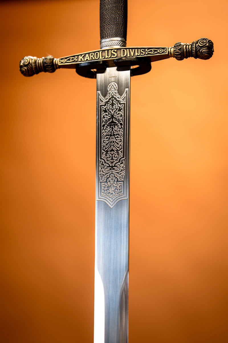 Karel de 5e zwaard, semi-scherp