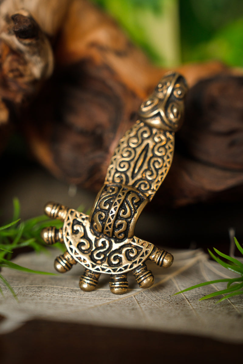 Merovingische beugelfibula, verzilverd brons