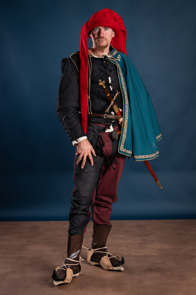 Poulaines, middeleeuws, bruin