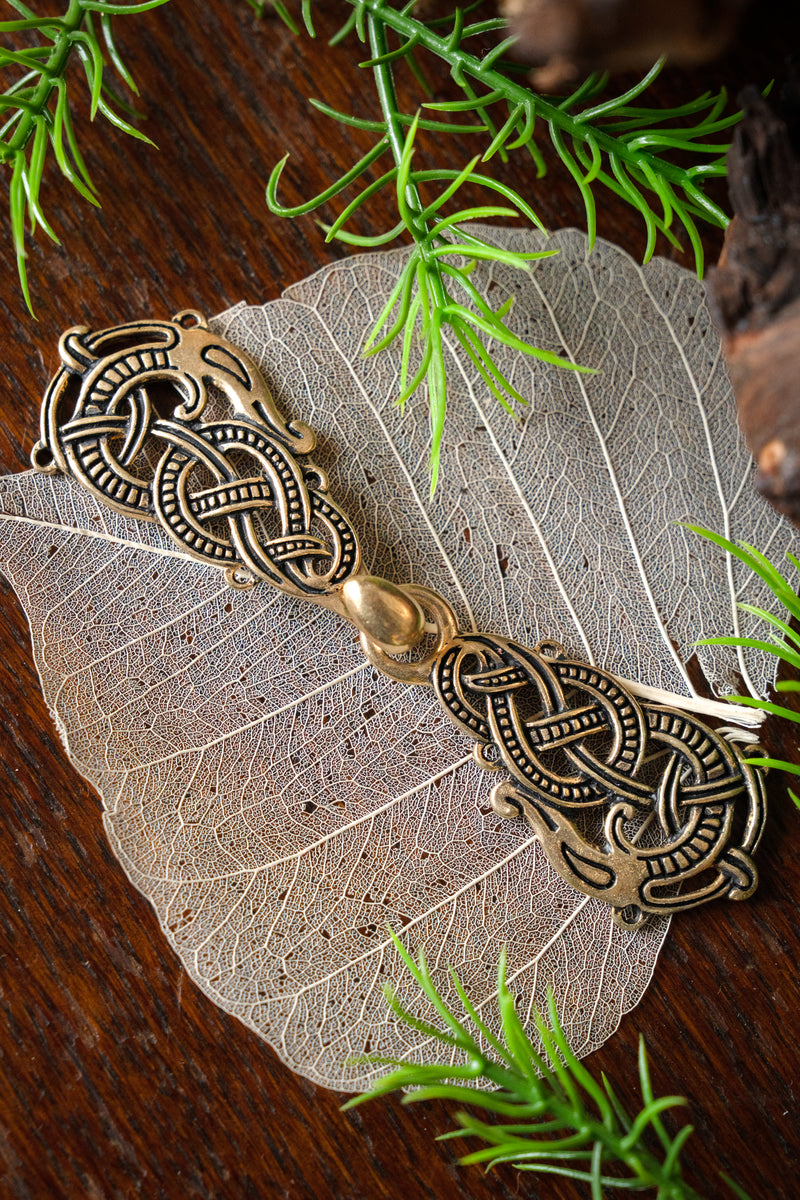 Mantelschließe mit Midgardschlange, Bronze 