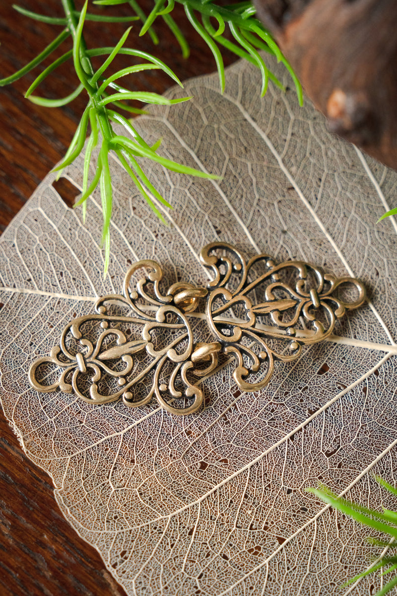 Renaissance -Mantelschließung, Bronze