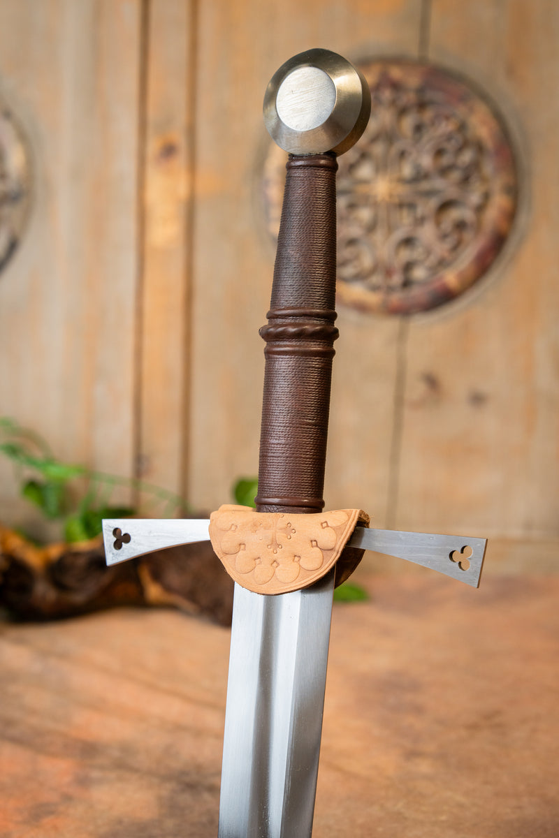 Middeleeuws langzwaard Oakeshott type XVa, semi-scherp