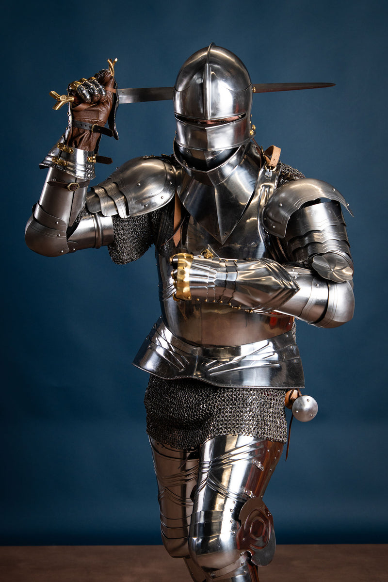 Luksus Gotisk stridshandsker, 1450-1500, messing, 1,2 mm 