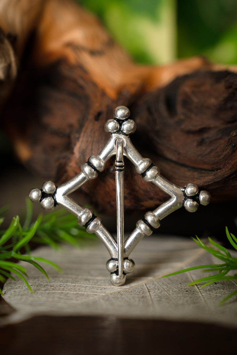 Medieval broche Bamberg, bronce plateado 