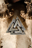 Valknut amulet, verzilverd brons