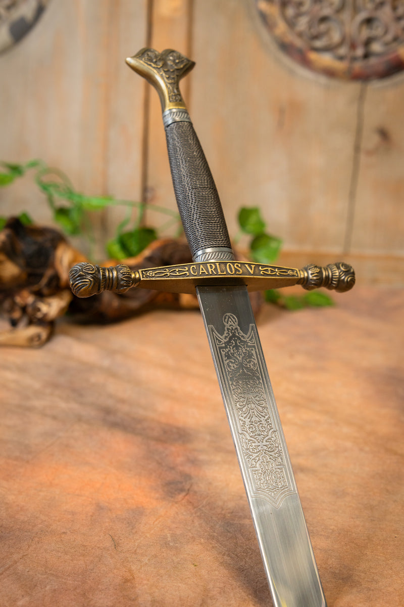 Karel de 5e zwaard, semi-scherp