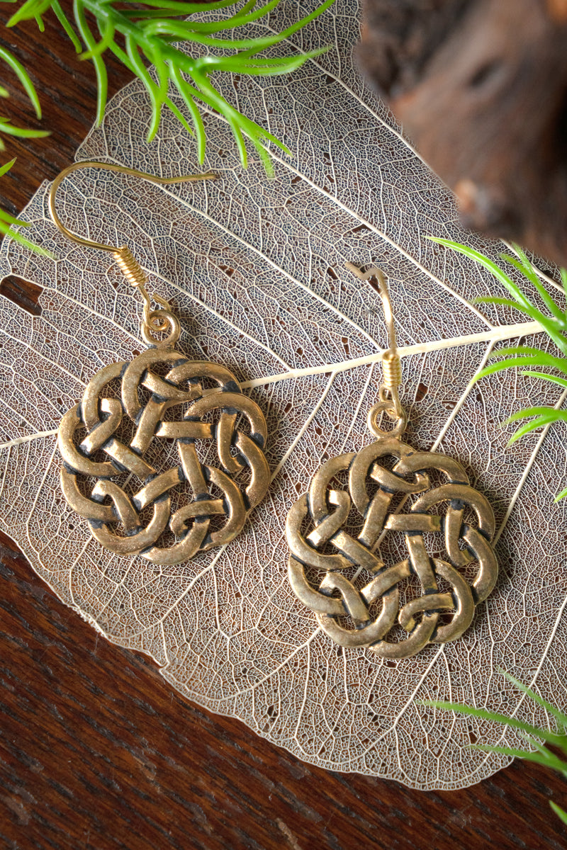Keltische oorbellen knoop, brons