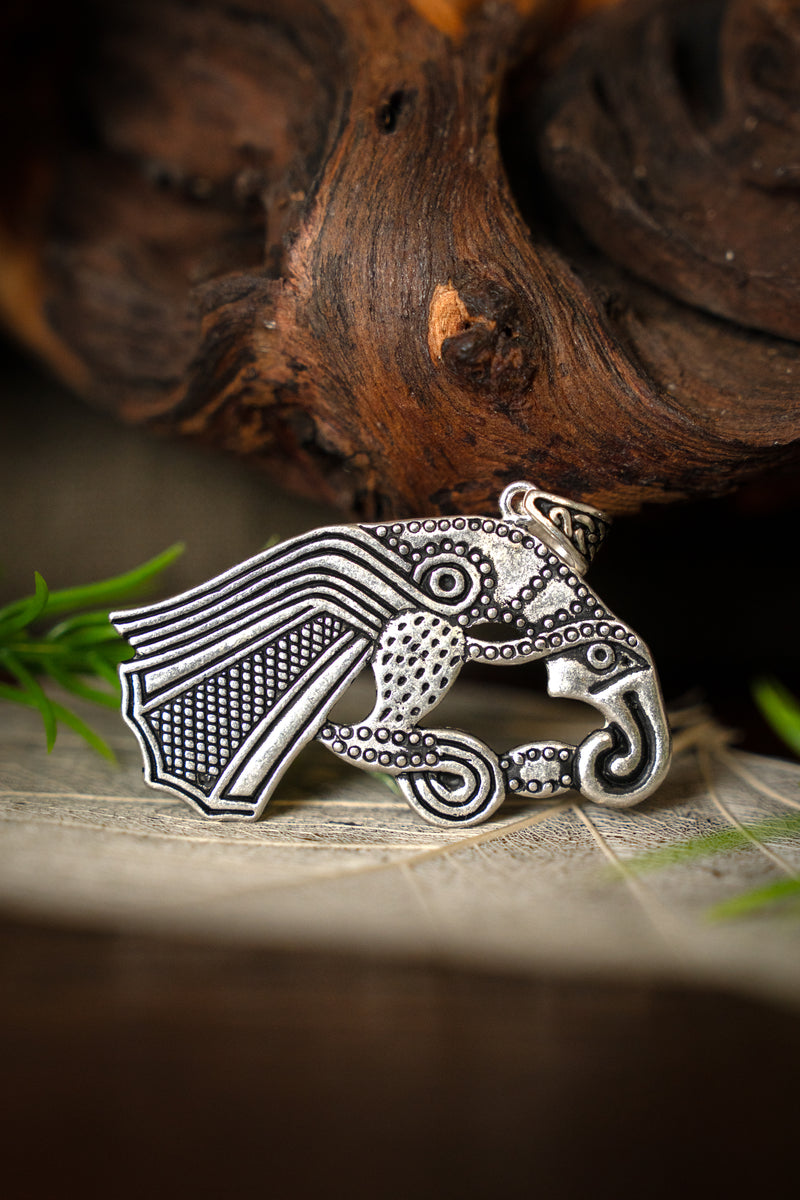 Germański Ravenamulet, srebro