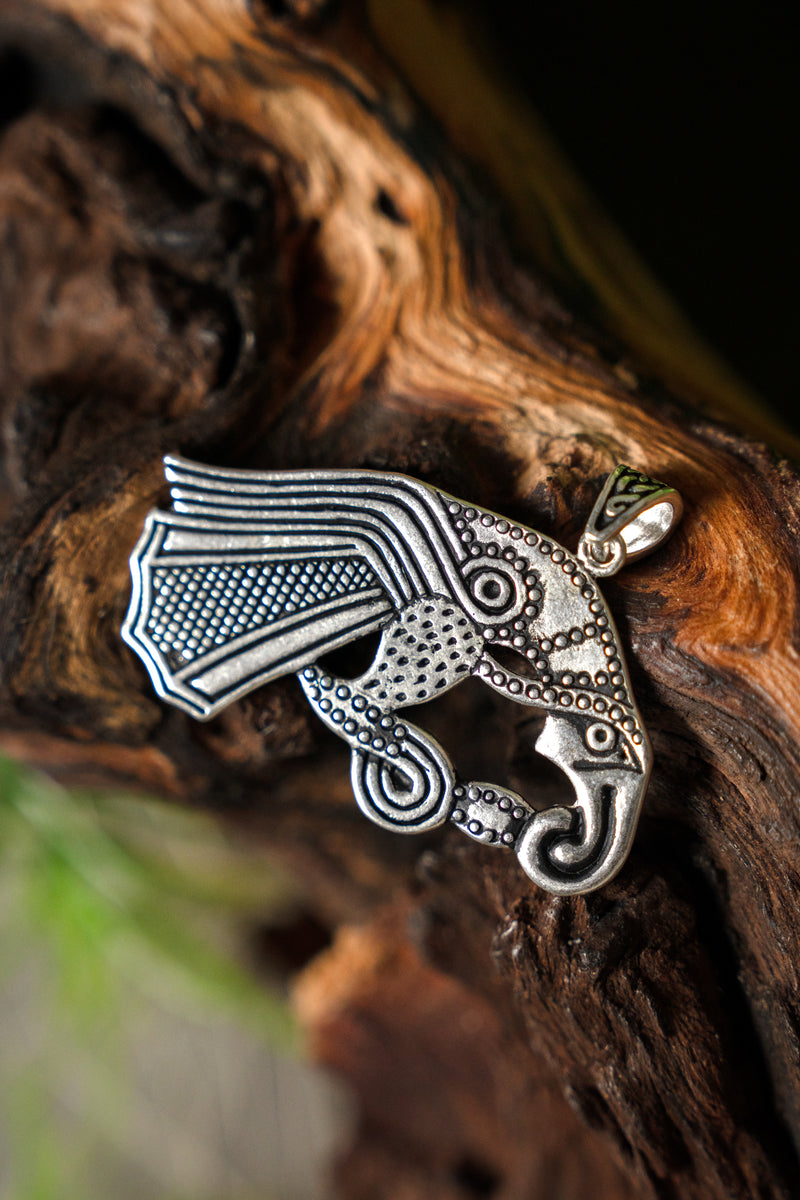 Germański Ravenamulet, srebro