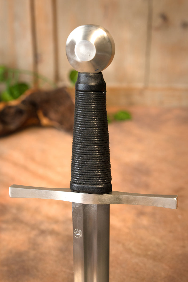 Medieval single-handed sword Oakeshott type XII, sharp