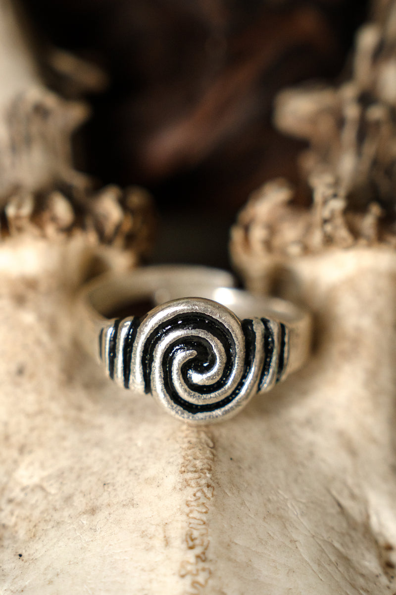 Angelsaksische ring 7e-8e eeuws, verzilverd brons