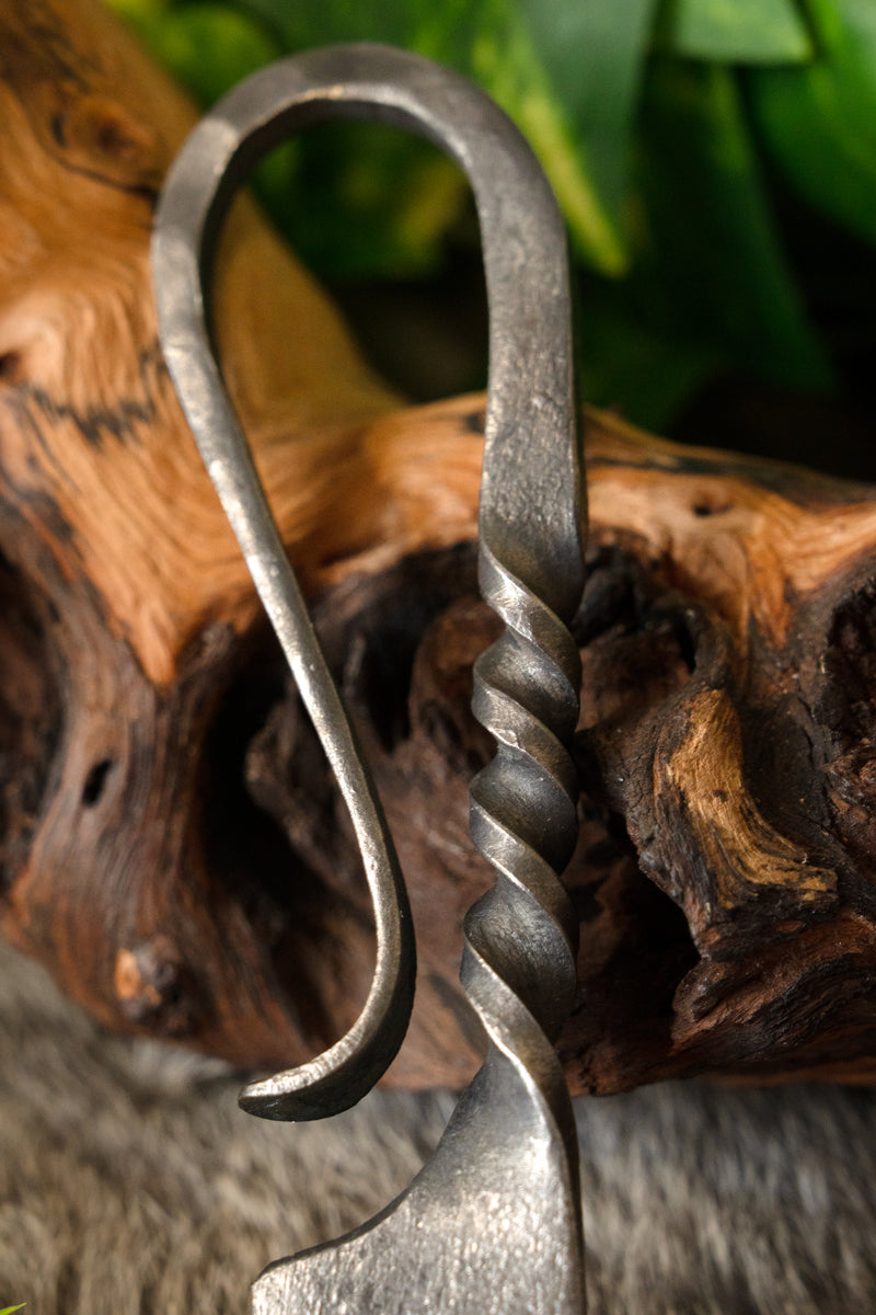 Middeleeuws mes Limm, semi-scherp