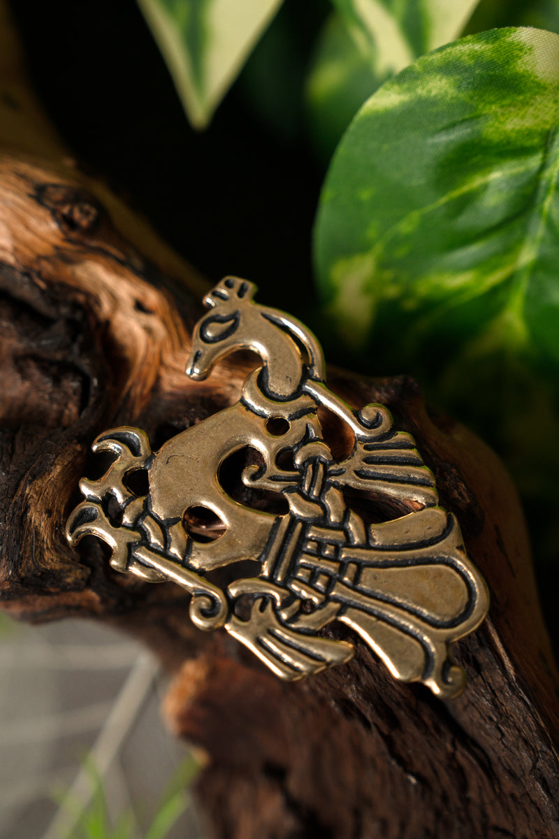 Broche de pavo real vikingo, bronce 