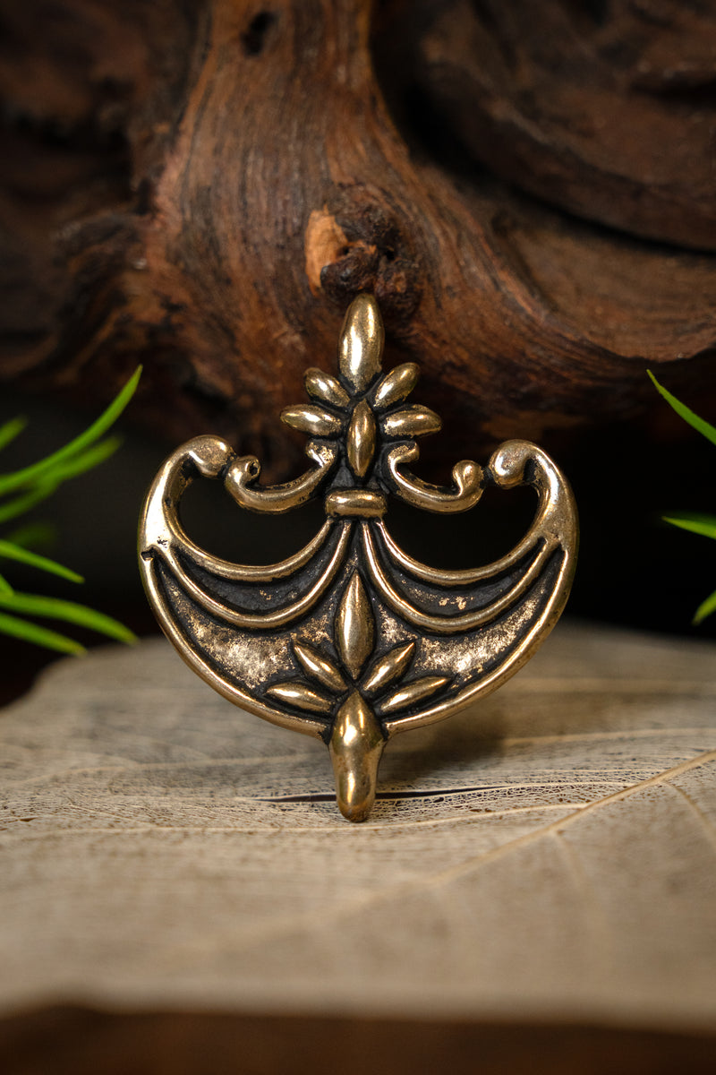 Late medieval belt end Erasmus