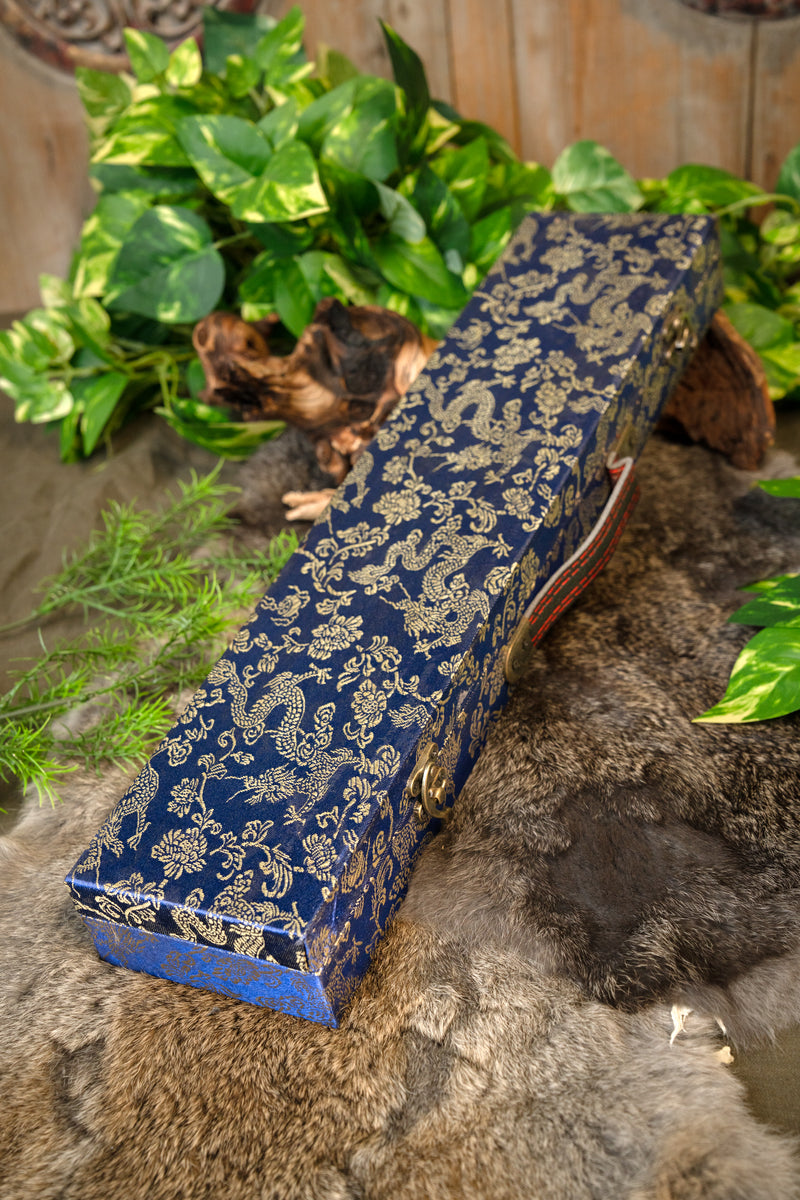 John Lee złoty kwiat tanto, ostry 