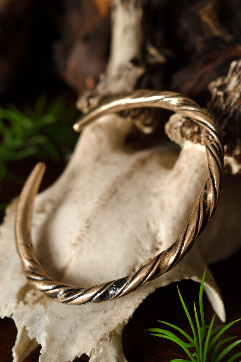 Viking armband Danelaw, brons