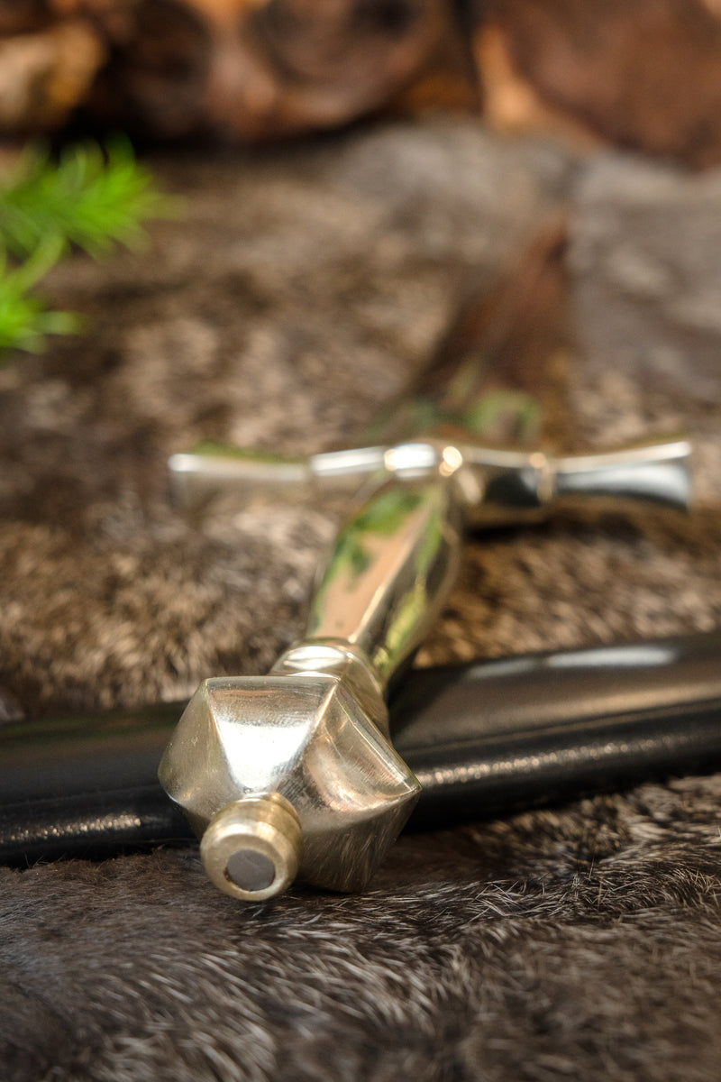 Renaissance dolk verzilverd, semi-scherp