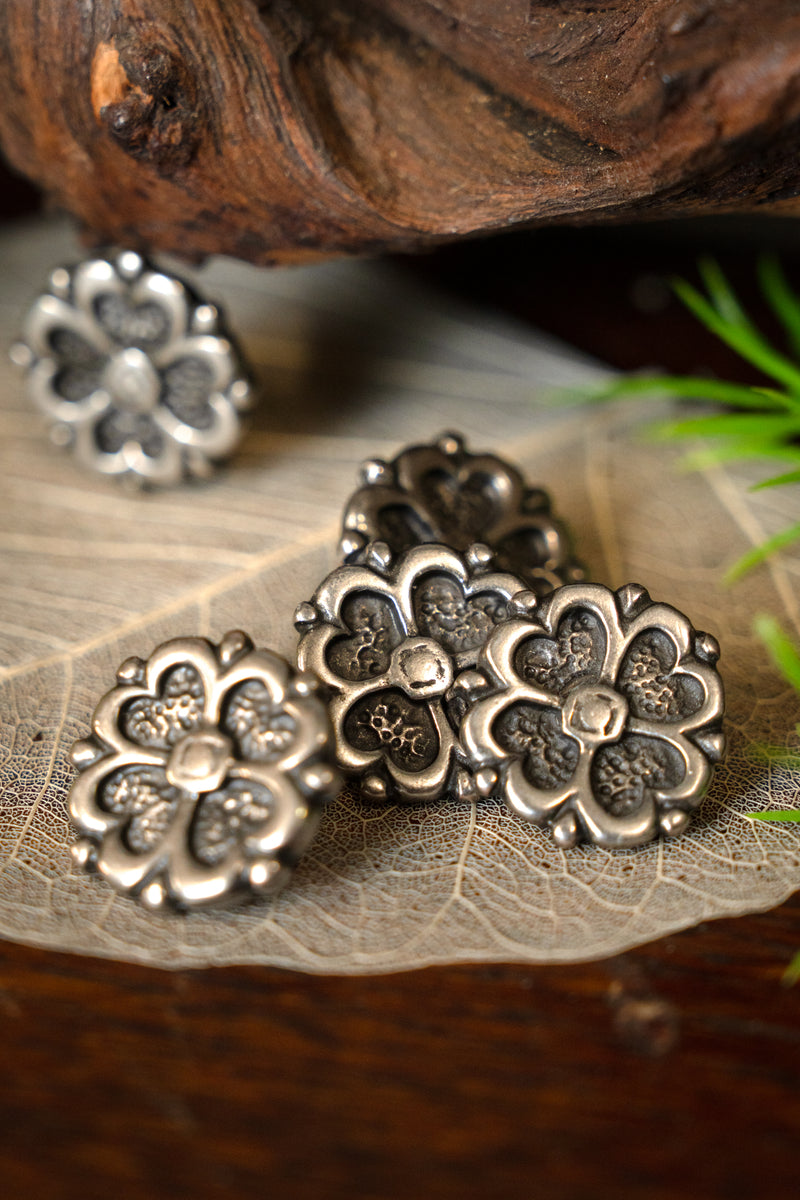 Accessorio cintura rosa (set di 5), XVI secolo, argentato 