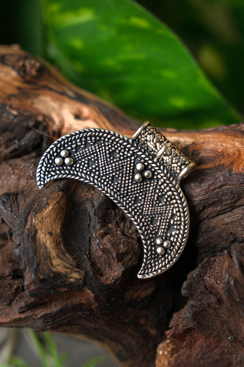 Rusvik Lunula Amulett klein, versilberte Bronze 