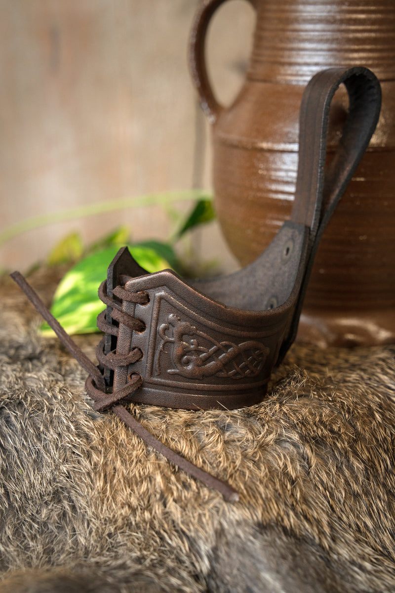 Corno per bere supporto Castagir marrone 